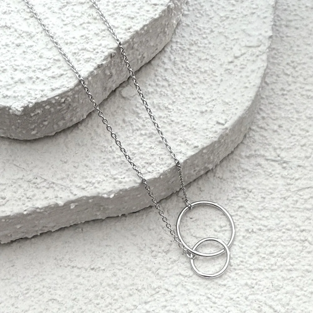 925 Sterling Silver Double Circle Link Necklace! NEW! - Picture 3 of 4